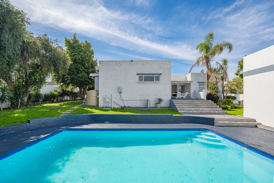 4 Bedroom Property for Sale in Briza Western Cape